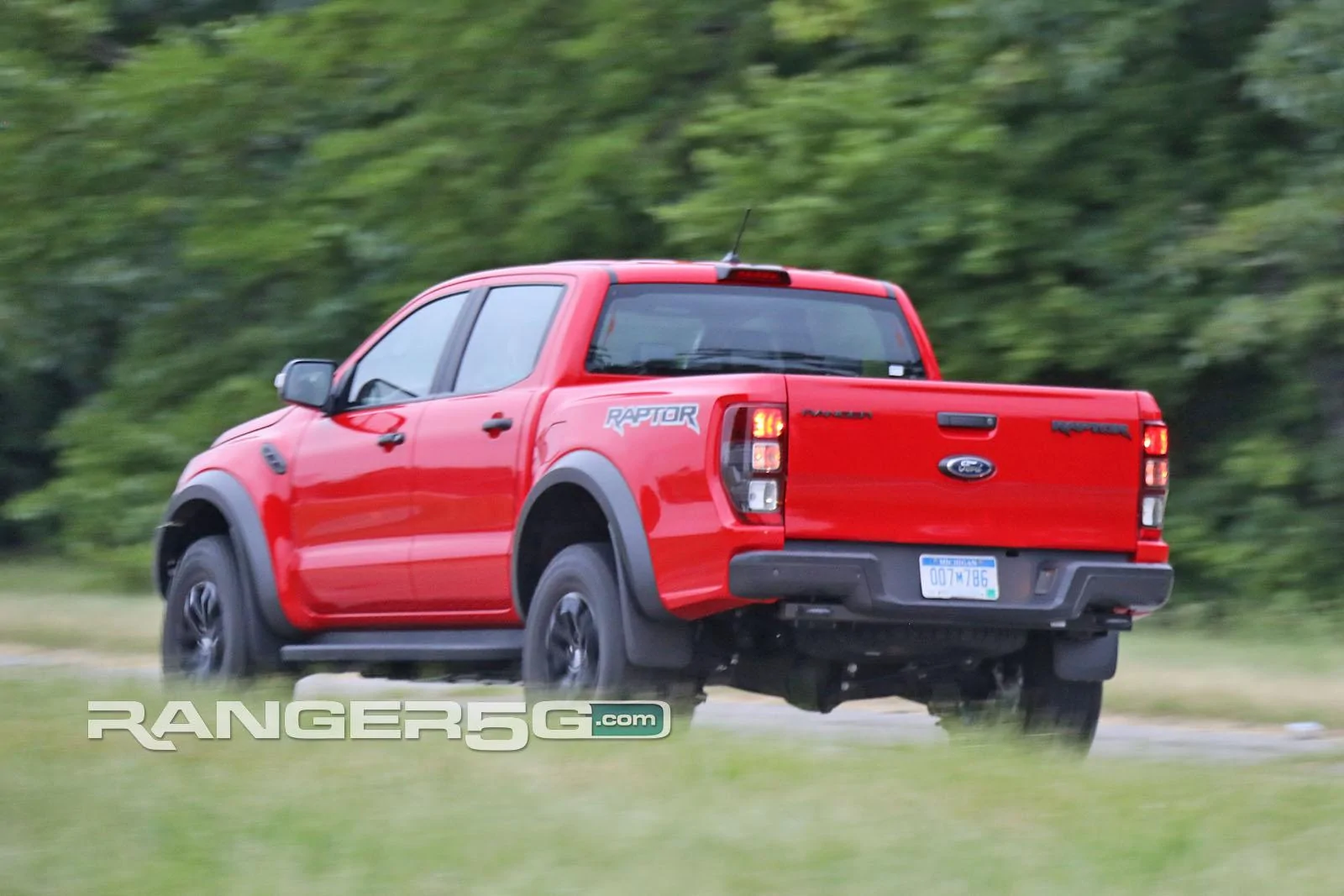 2020-Ford-Ranger-Raptor-7.webp