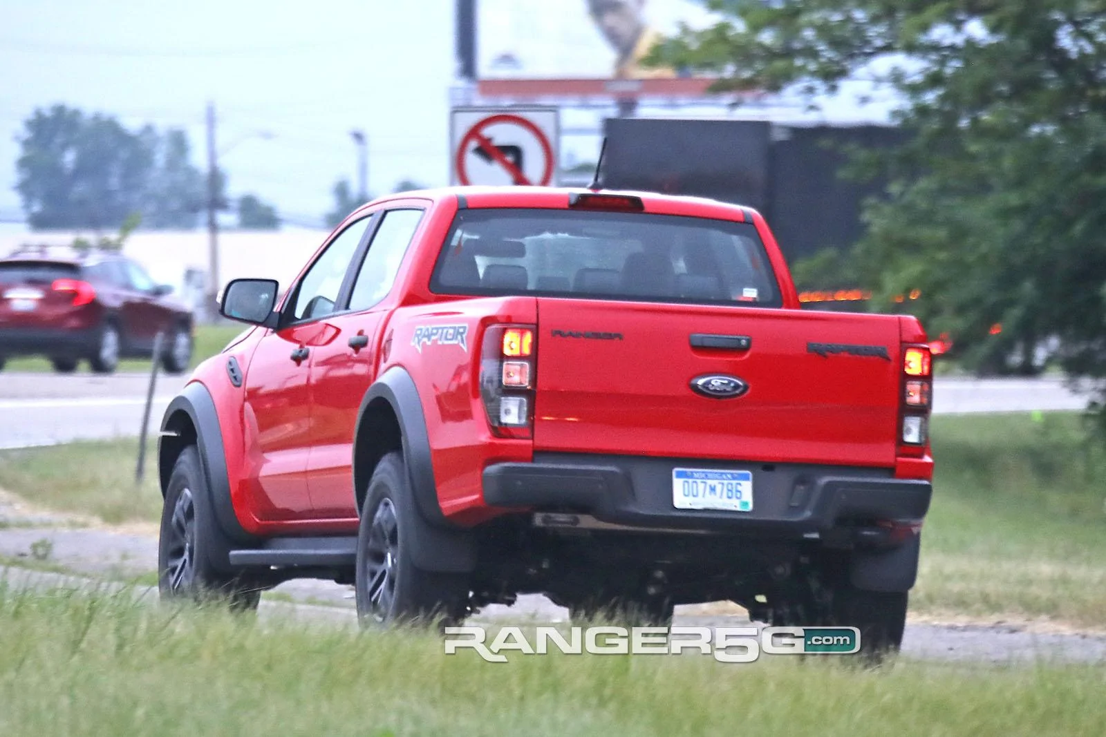 2020-Ford-Ranger-Raptor-9.webp