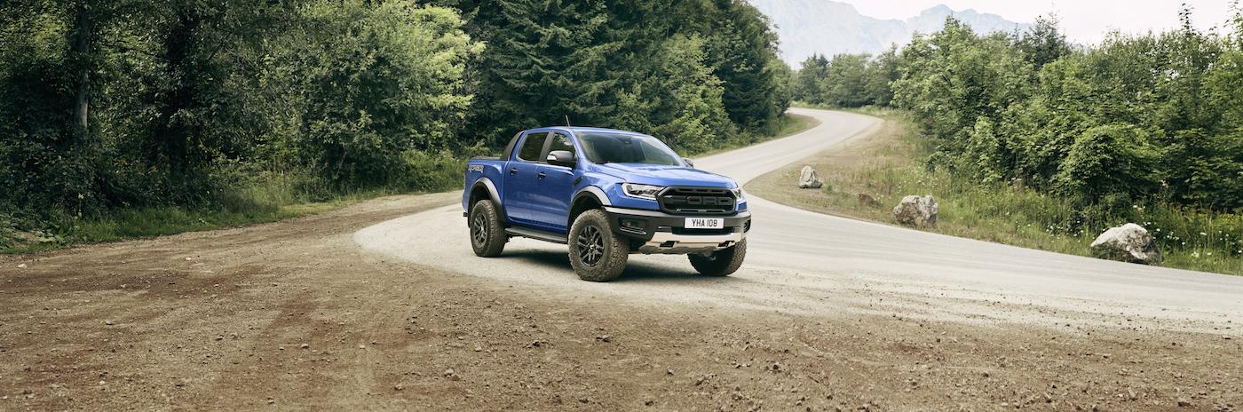 2018_FORD_RANGER_RAPTOR_WILDTRAK_Shot17_34FrontStatic_Tarmac_06.jpg