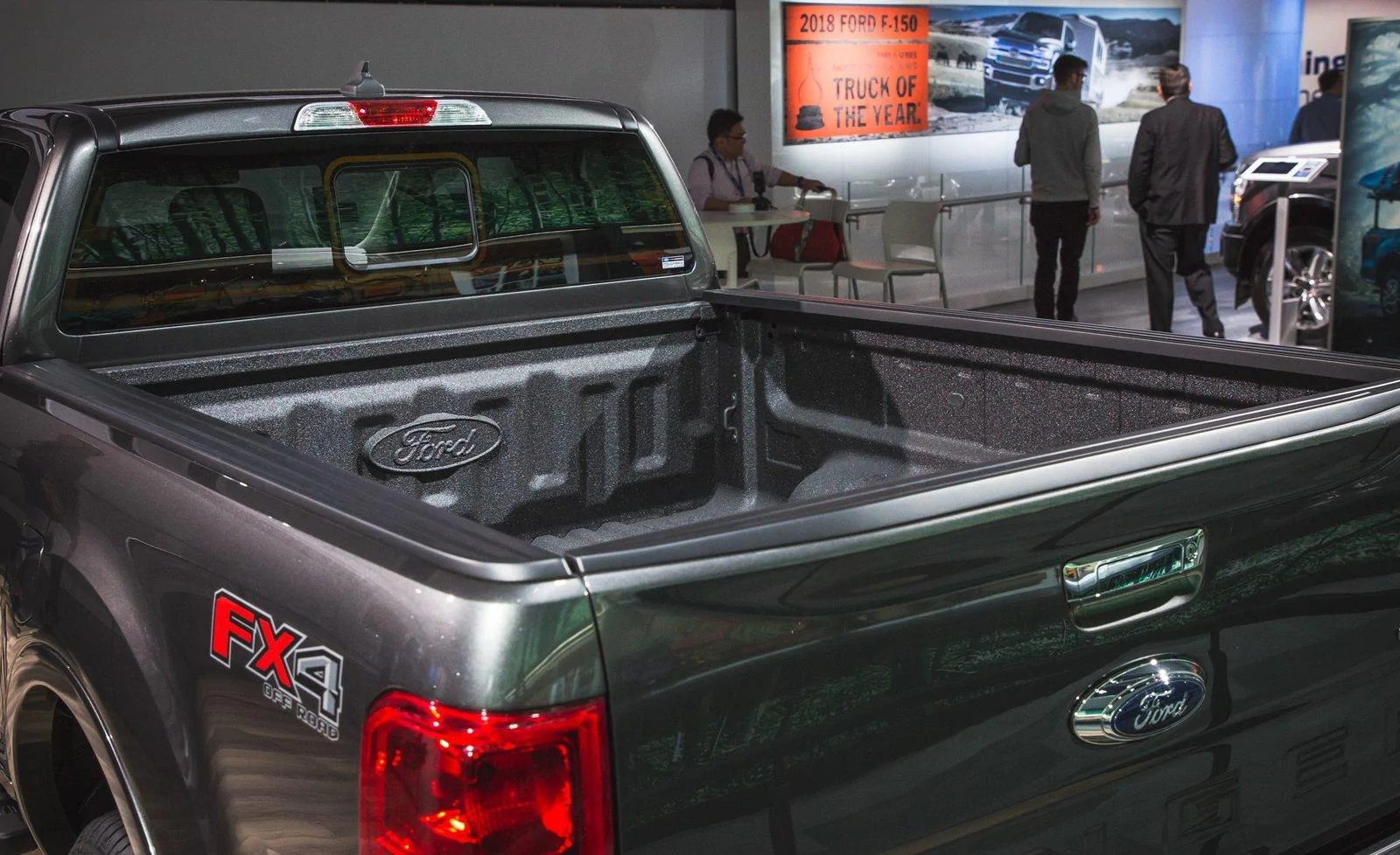 Magnetic-01-2019-ford-ranger-detroit-9.webp