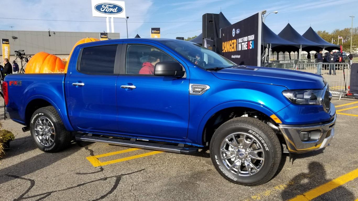 lightning-blue-2019-ford-ranger-plant.jpg