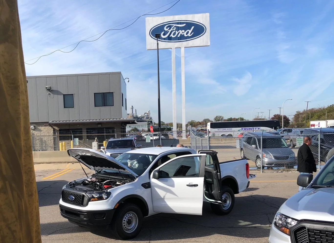 Oxford-White-2019-Ford-Ranger-2.webp