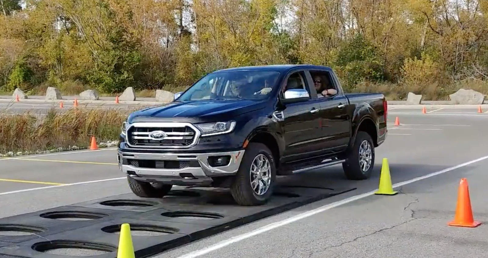 Shadow-Black-2019-Ford-Ranger-1.webp