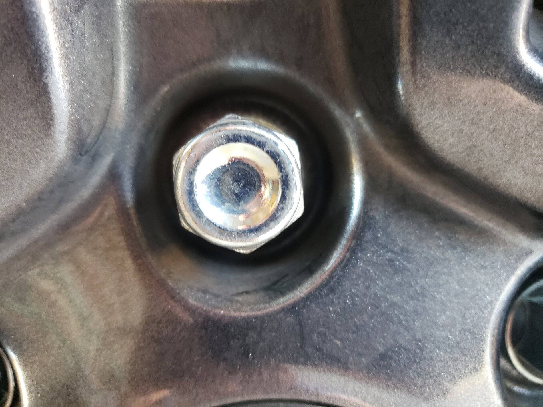 Lug nut face.jpg