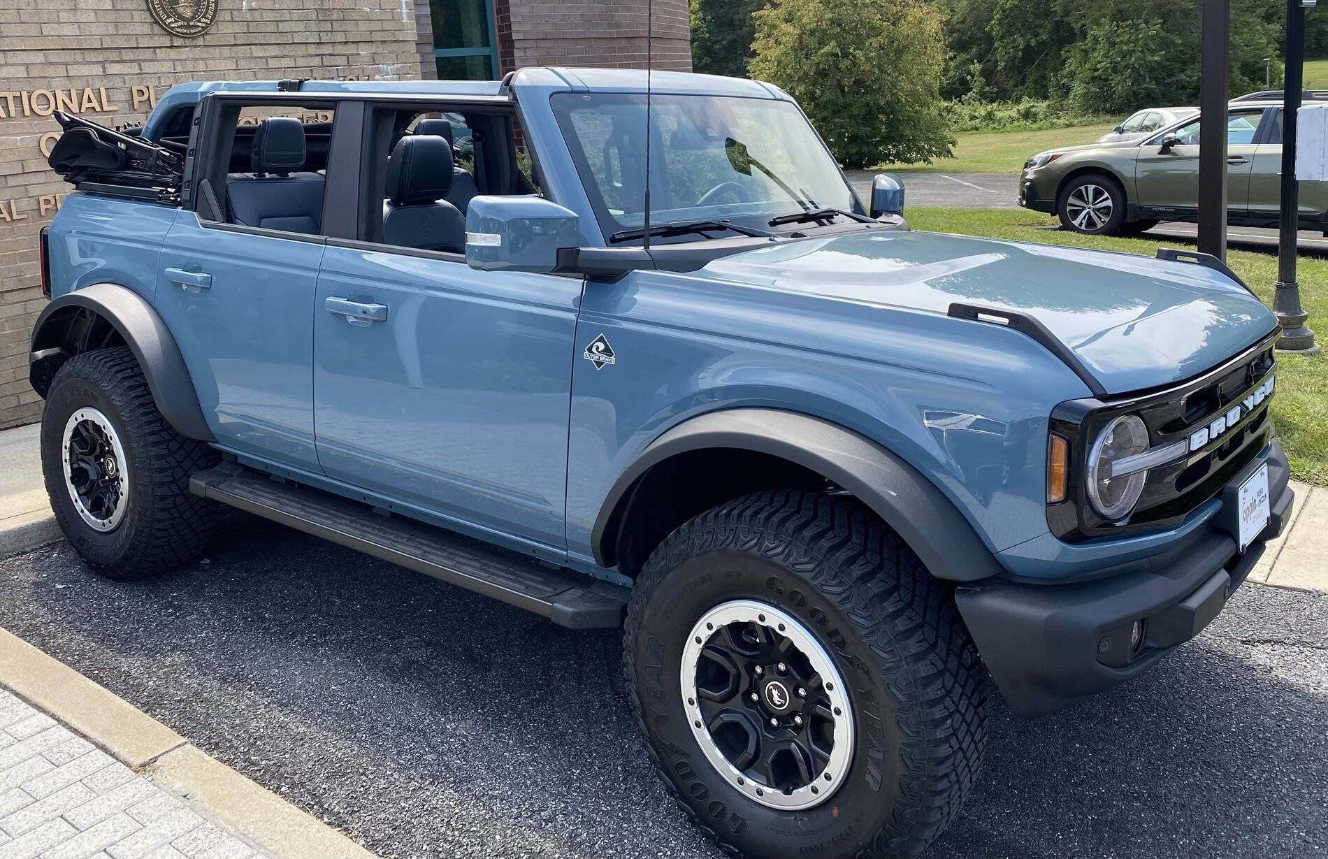 bronco1.jpeg