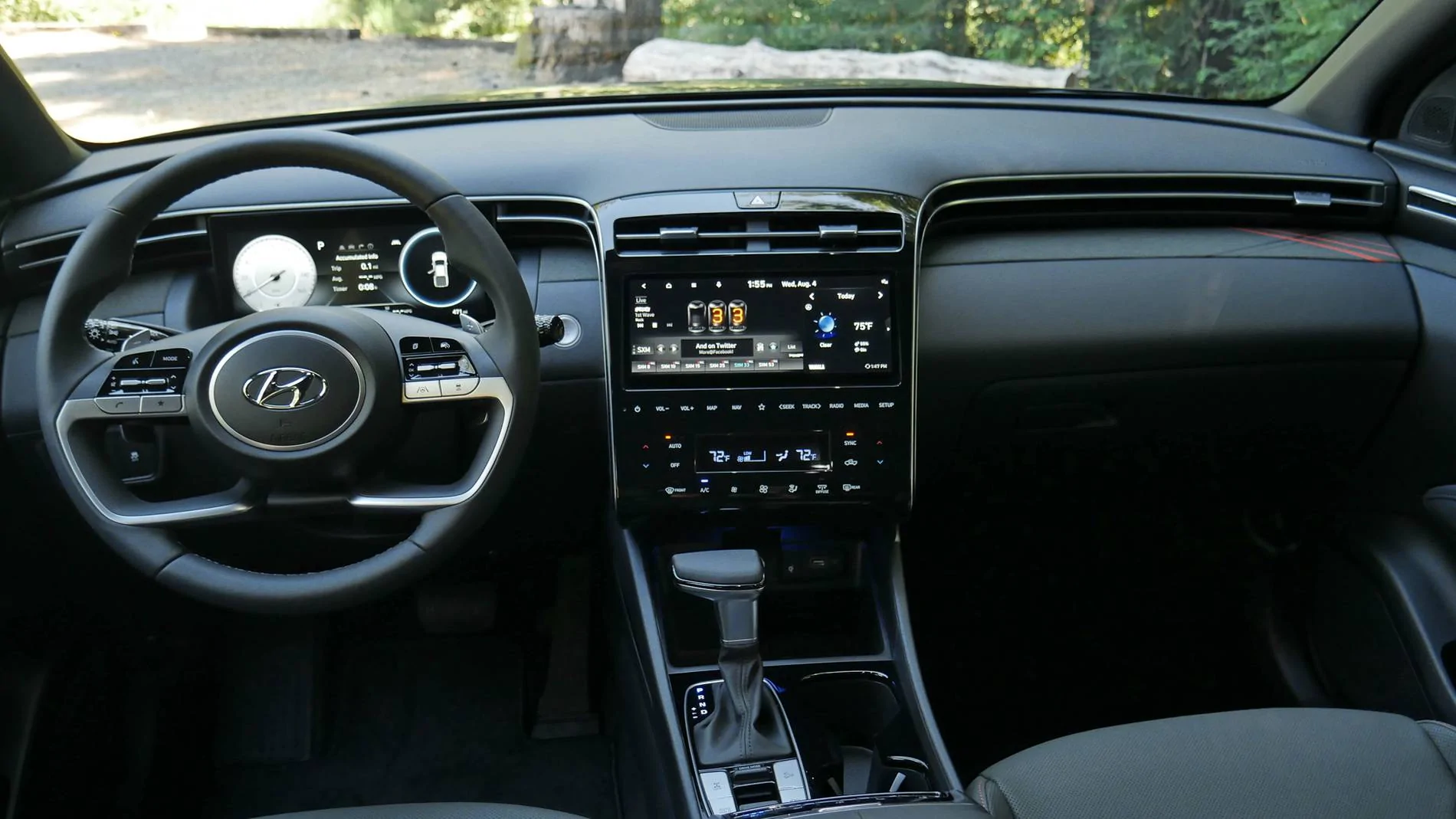 2022-Hyundai-Santa-Cruz-interior.webp