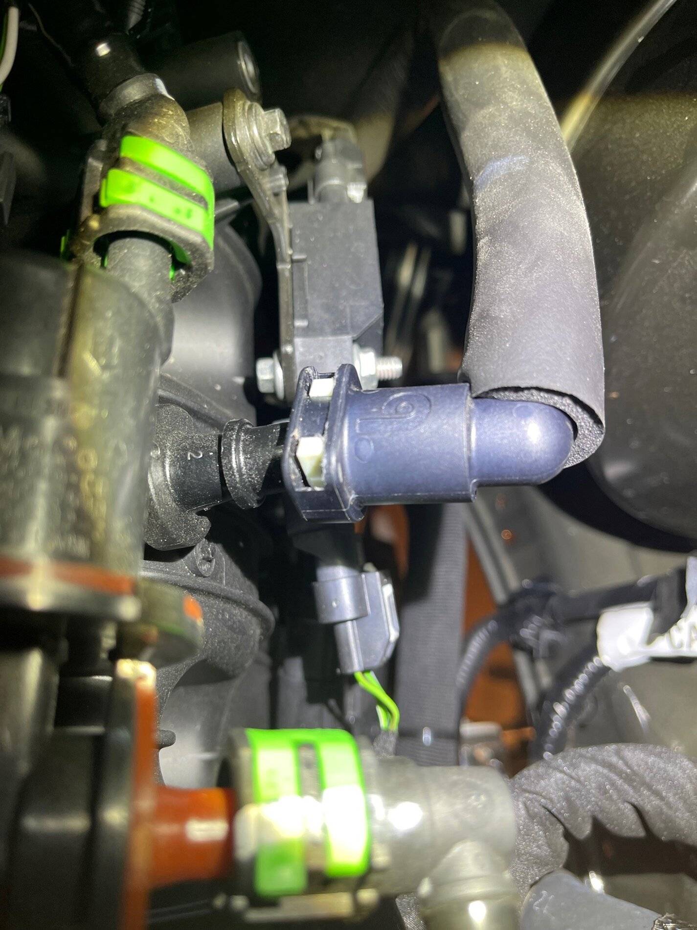 PCV Connector.jpg
