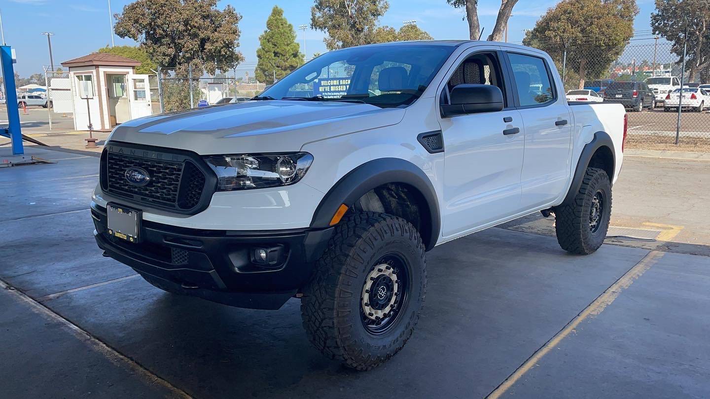 Little Foot 2 (RTR Fender Flares (Full)).JPG
