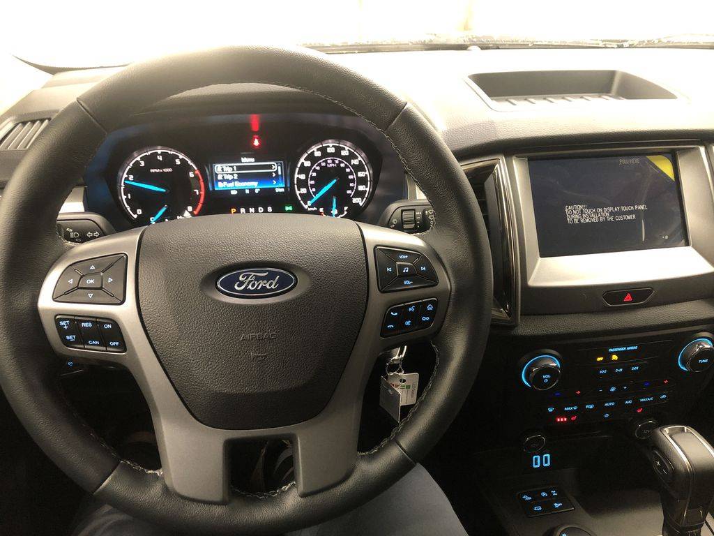 2020-ford-ranger-steering-wheel.jpg