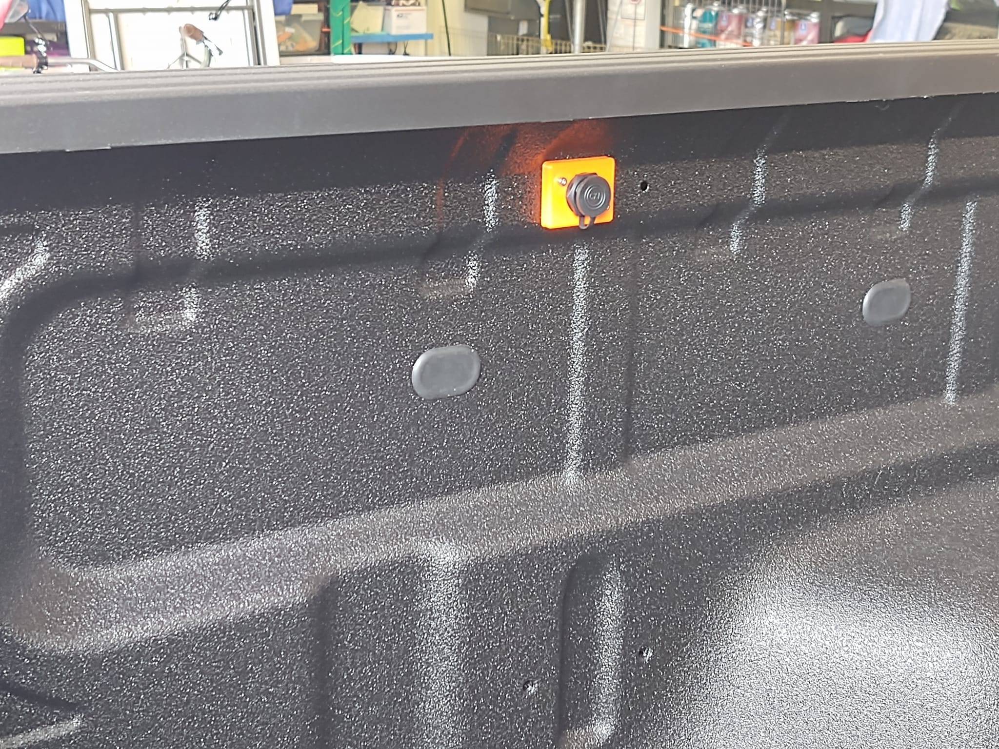 WolfH12volt.jpg