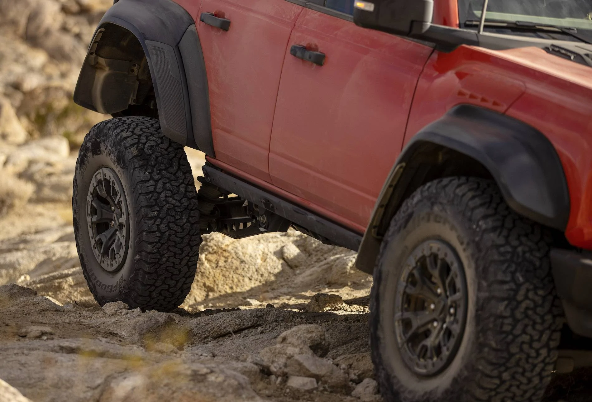 2022 Ford Bronco Raptor_details_03.webp