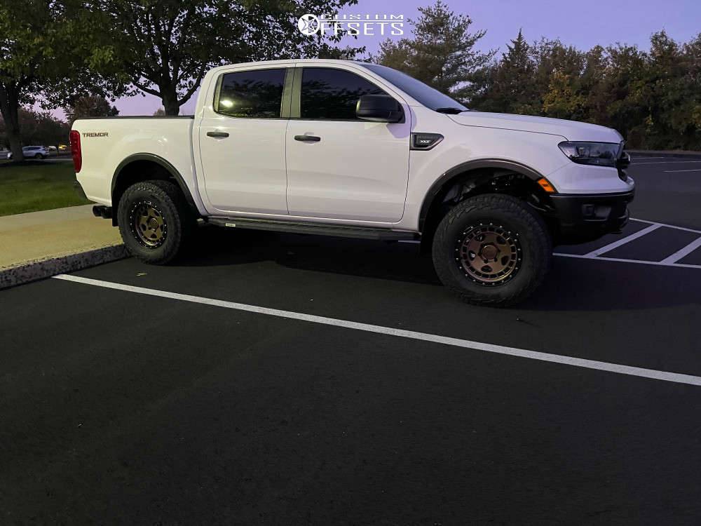 1927733-1-2021-ranger-ford-stock-stock-fifteen52-offroad-turbomac-hd-bronze-black.jpg