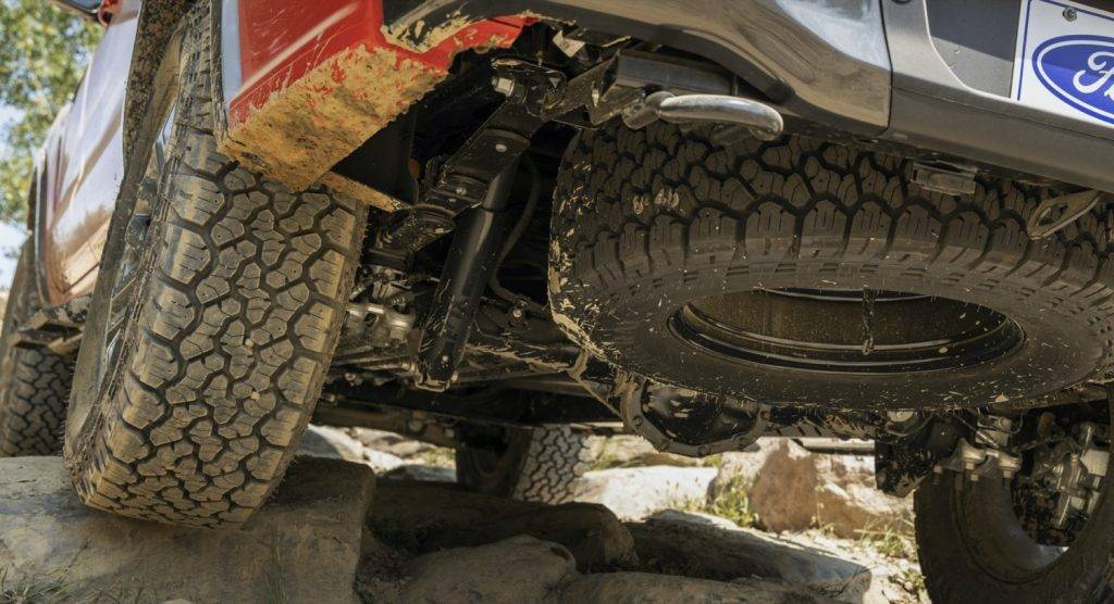 ension-recovery-hook-spare-wheel-and-tire-1024x556.jpg