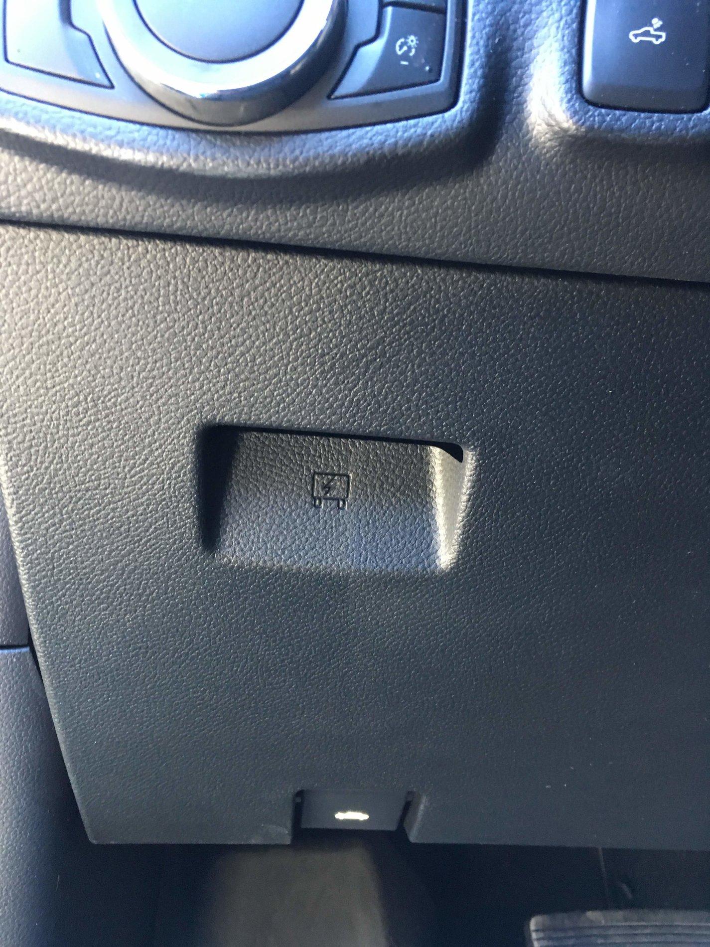 fuse-box.JPG