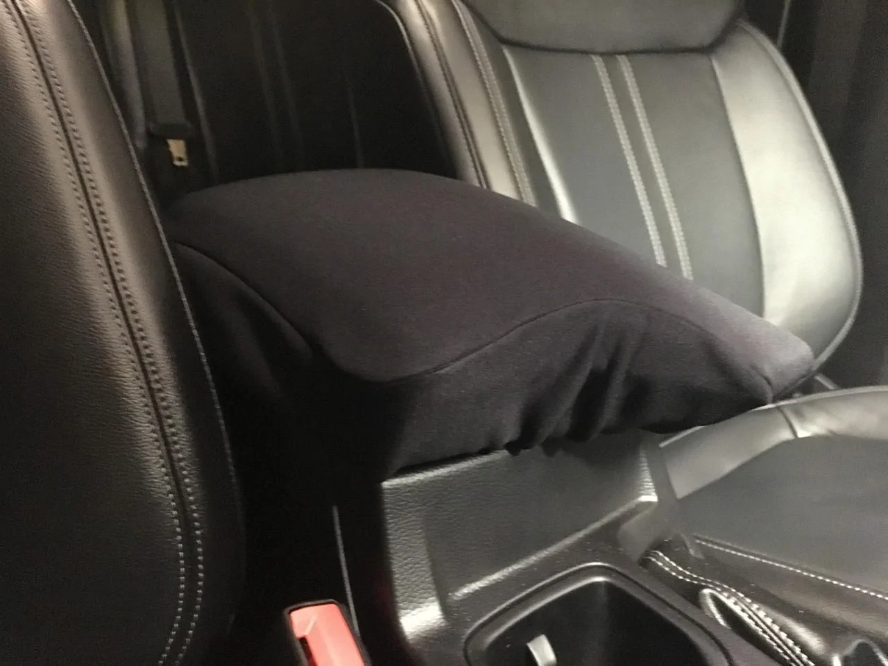 Armrest passenger view.webp