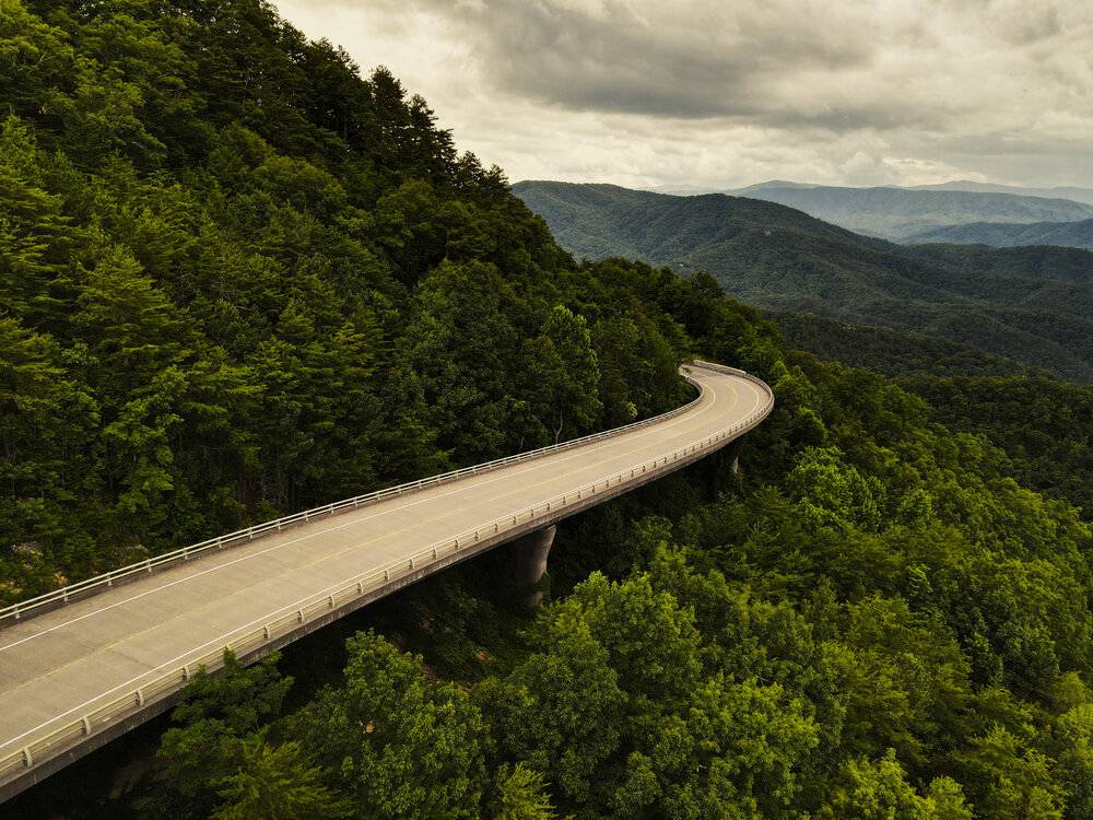 Foothills+Pkwy+by+Timothy+Leach+.jpg