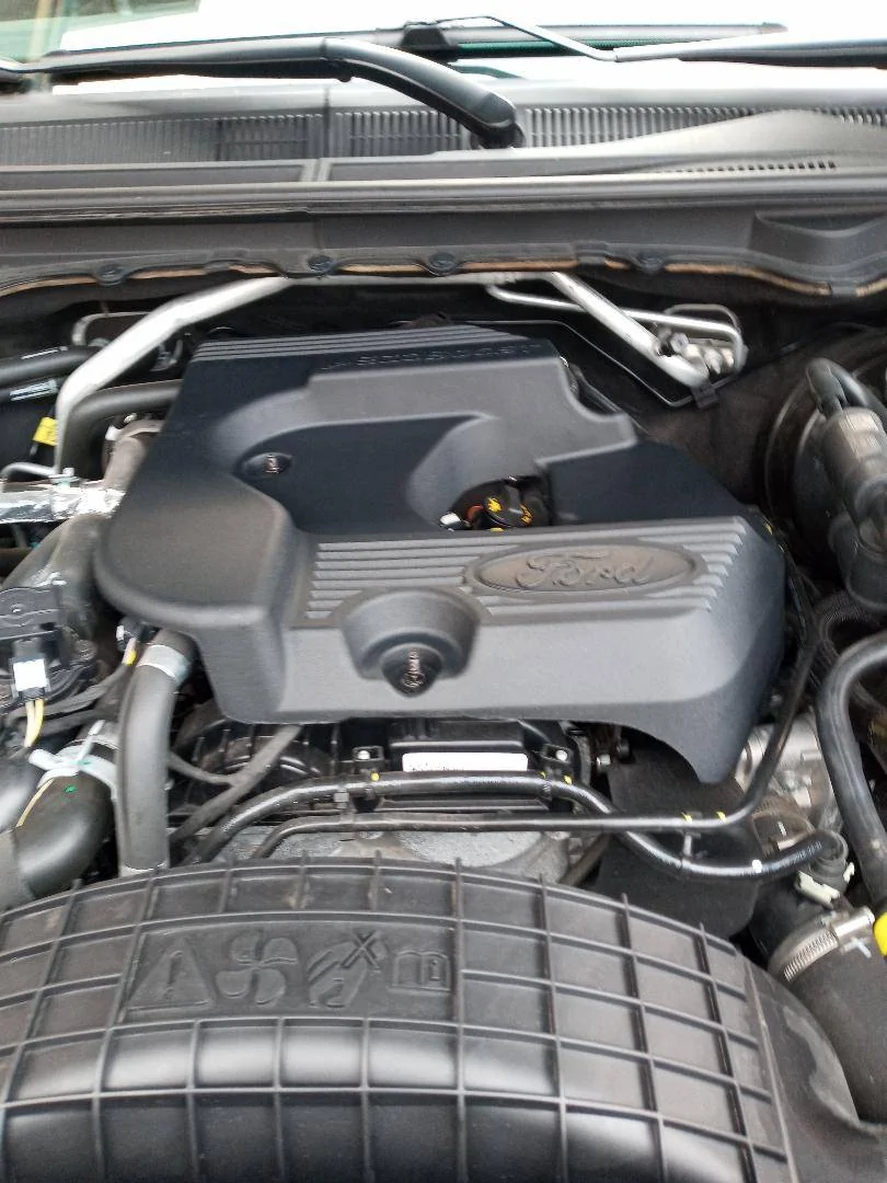 engine cover.jpg