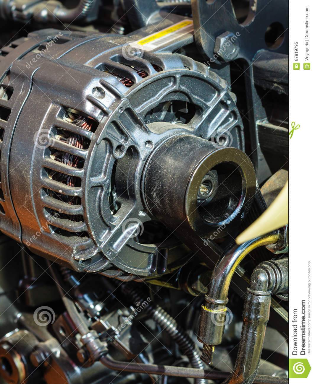 electric-auto-motor-concept-cross-section-87819795.jpg