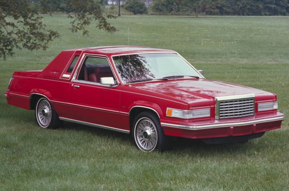 1980-1982-ford-thunderbird-s.jpg