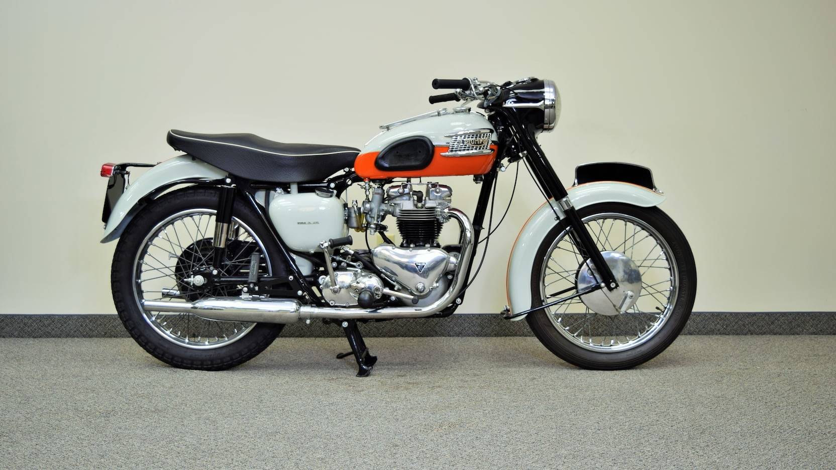Bonneville.jpeg
