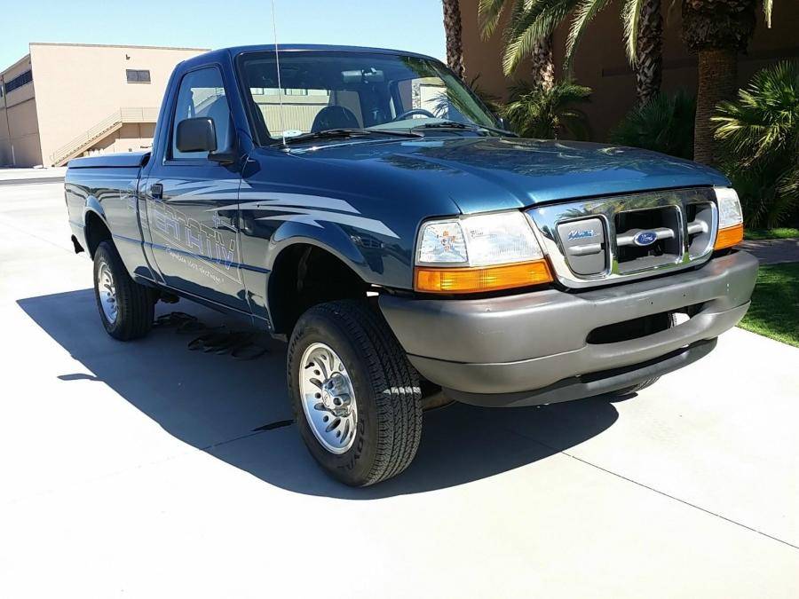 1998_electric_ford_ranger_ev-2.jpeg