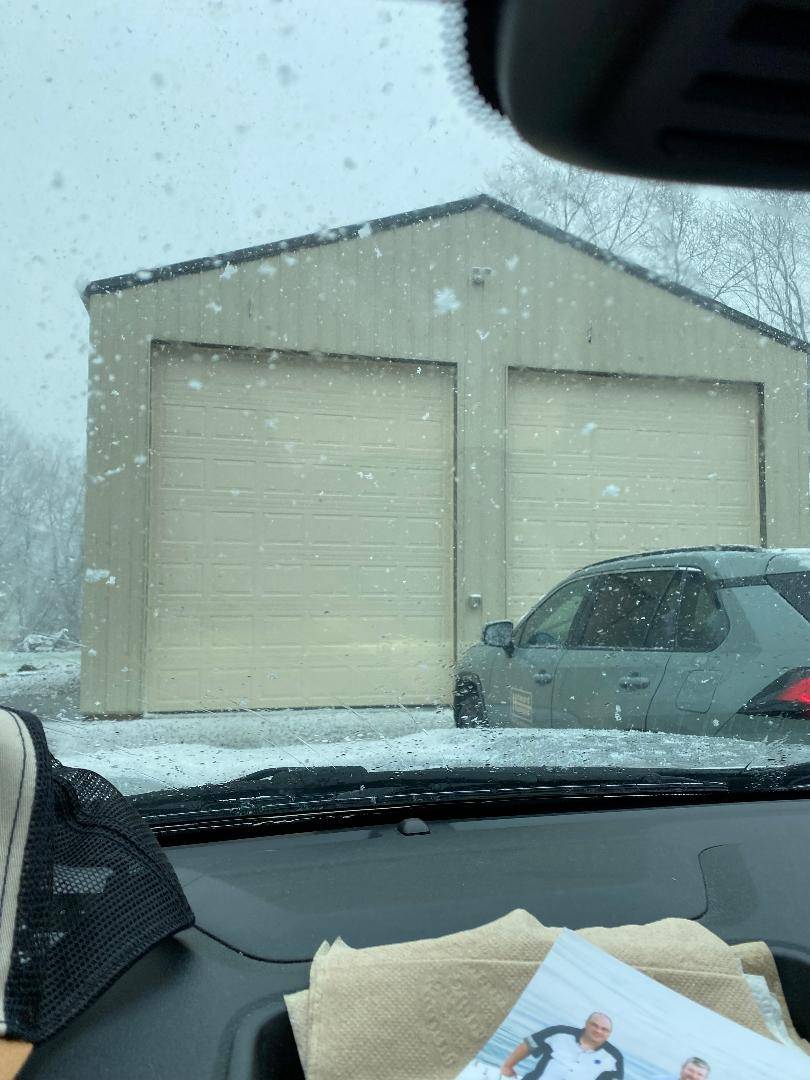 garage2.jpg