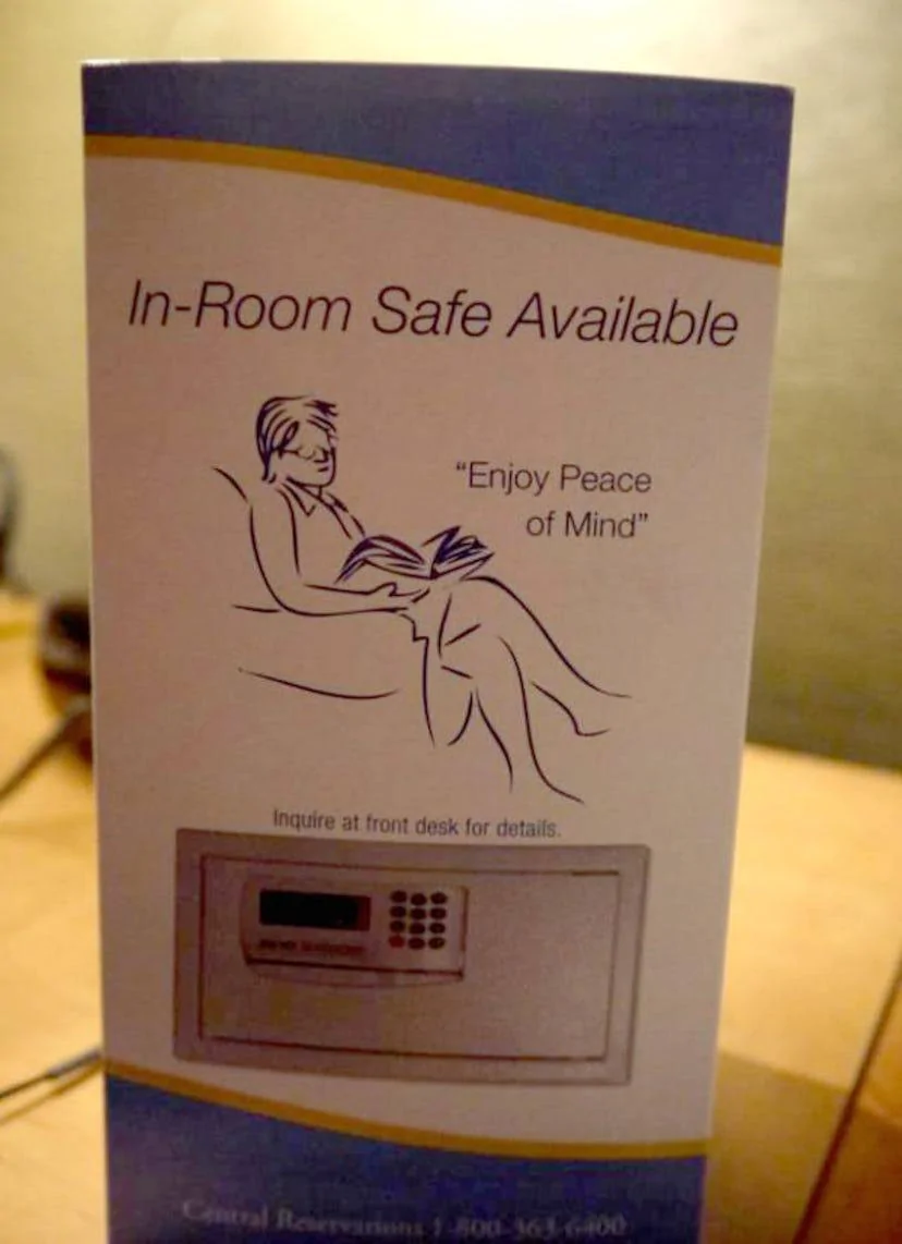 hotel-pamphlet-optical-illusion-.webp