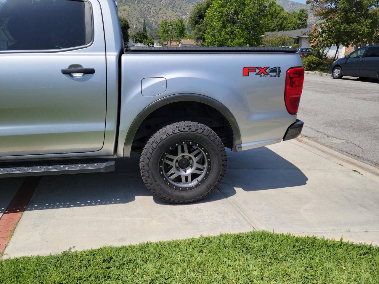 icon wheels1.jpg