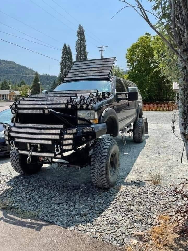 ford-f-250-blade-edition-is-a-true-vampire-slayer_1.jpg