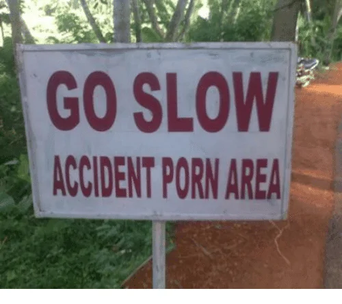 go-slow-accident-porn-area-28185105.webp