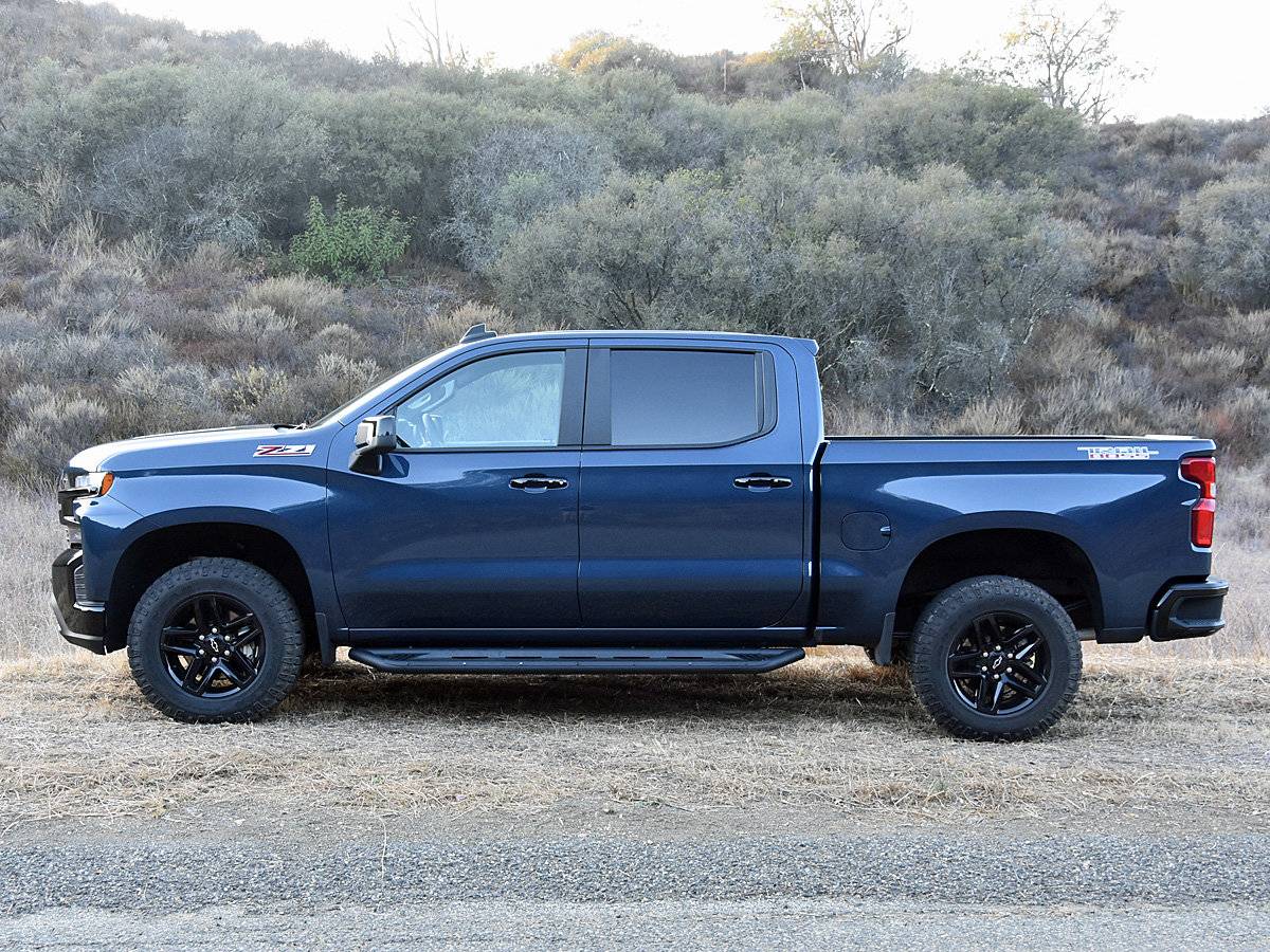 2019_Chevrolet_Silverado_1500_Test_Drive_Review_costEffectivenessImage.jpeg