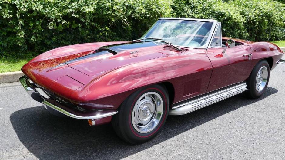 1967_chevrolet_corvette_convertible_153150475112e57eP1520061_zps1tcx8kzt-3695916420.jpg