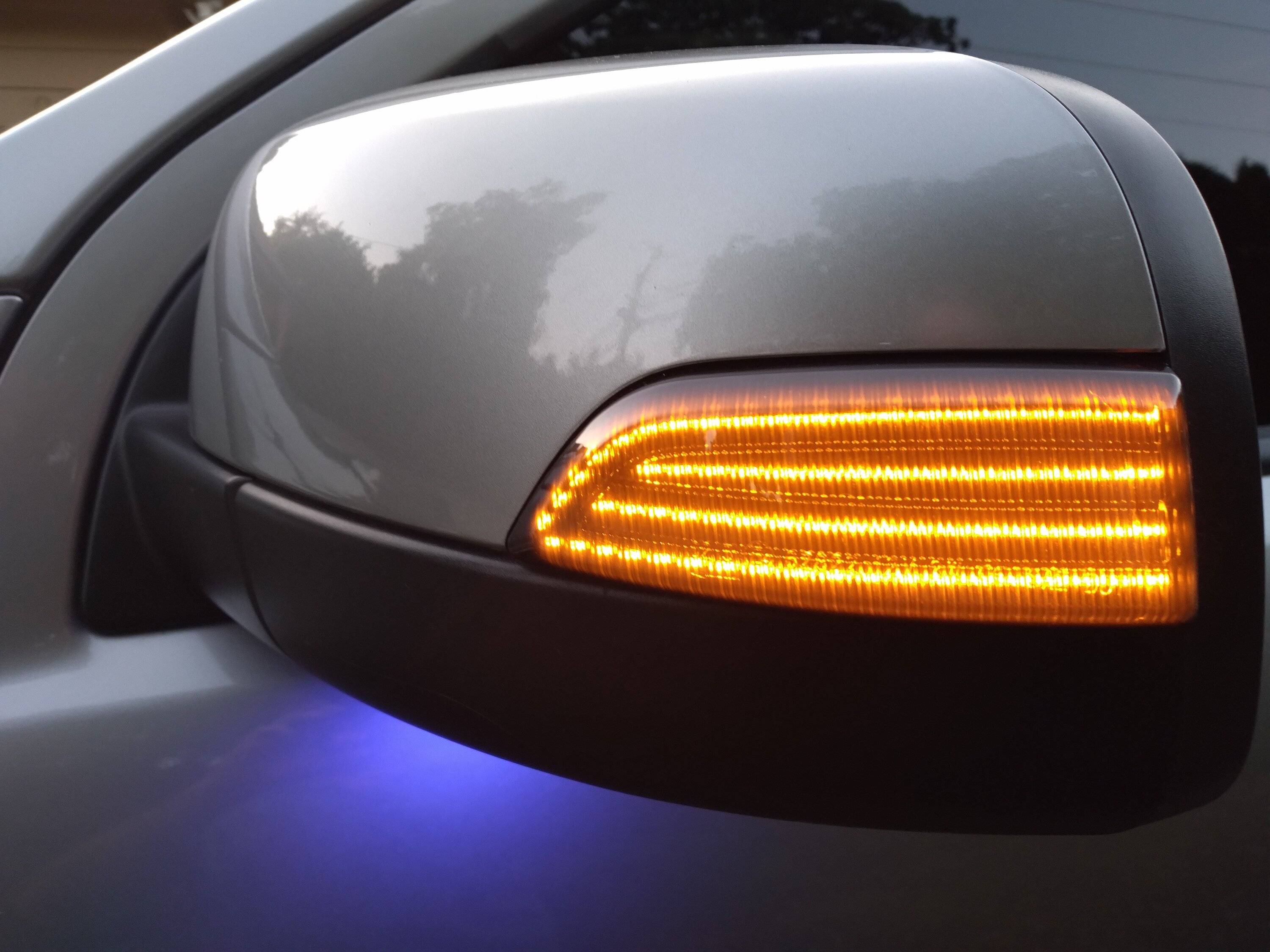 Mirror Turn Signals.jpg