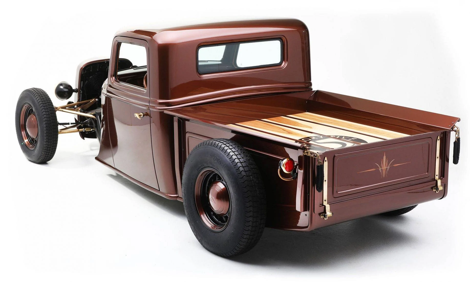 hr-truck-overview-1836x1100.webp
