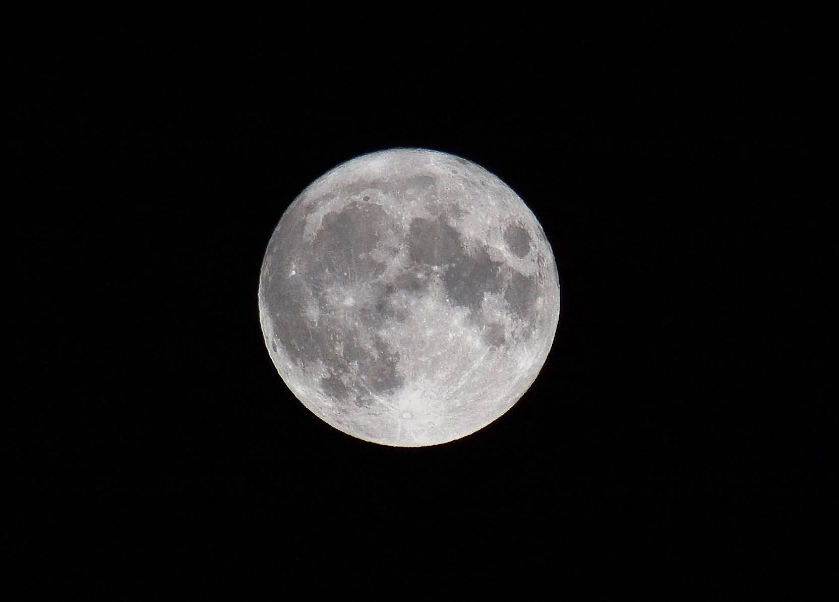 moon 8.11.22.2.jpg