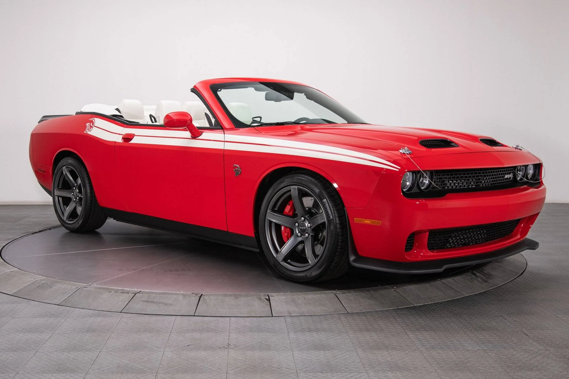 2021-dodge-challenger-srt-hellcat-redeye (5).webp