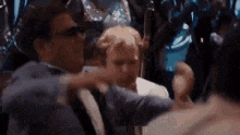 tenor (1).gif