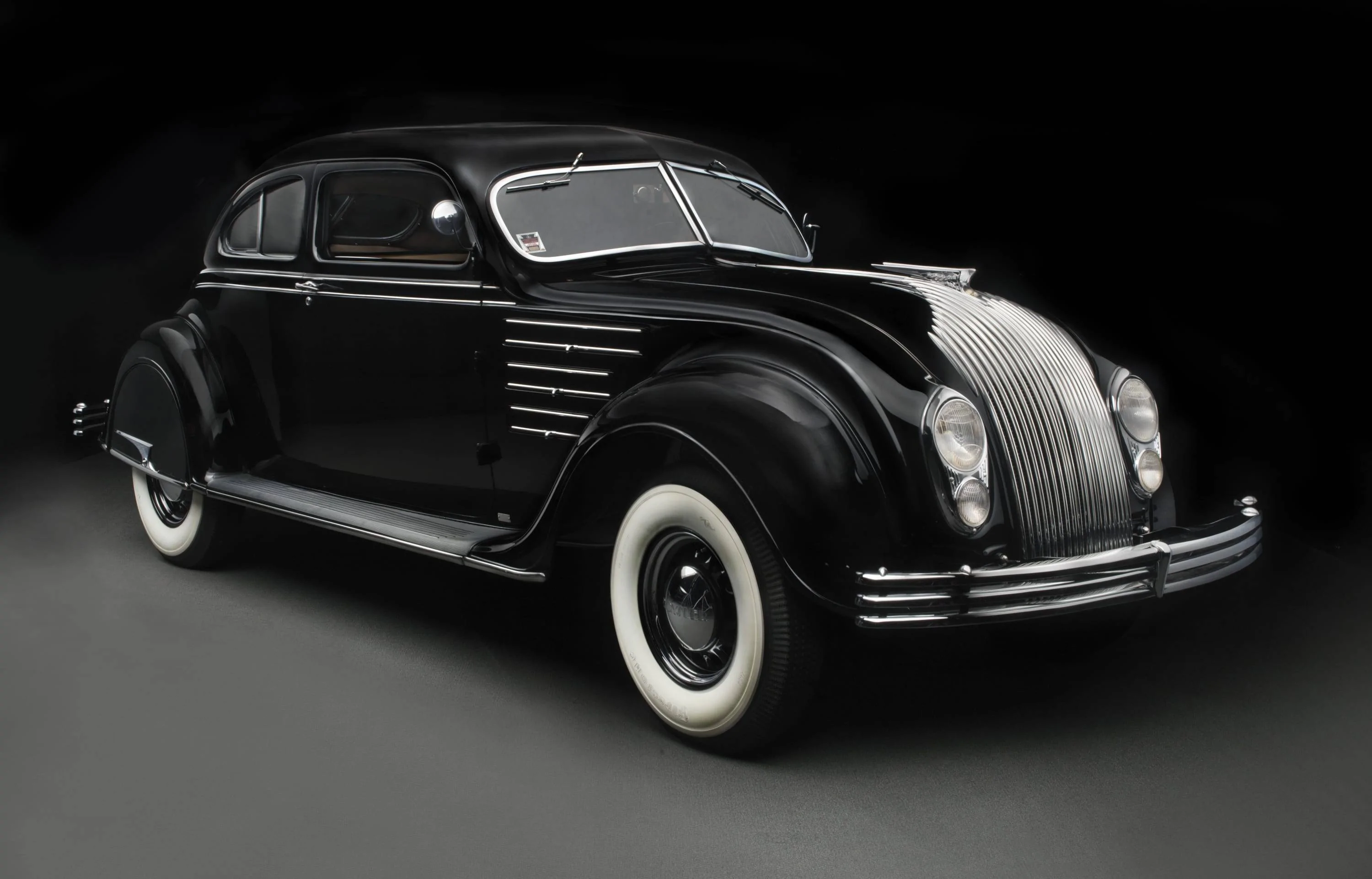 Chrysler-Airflow-front-3-4.webp