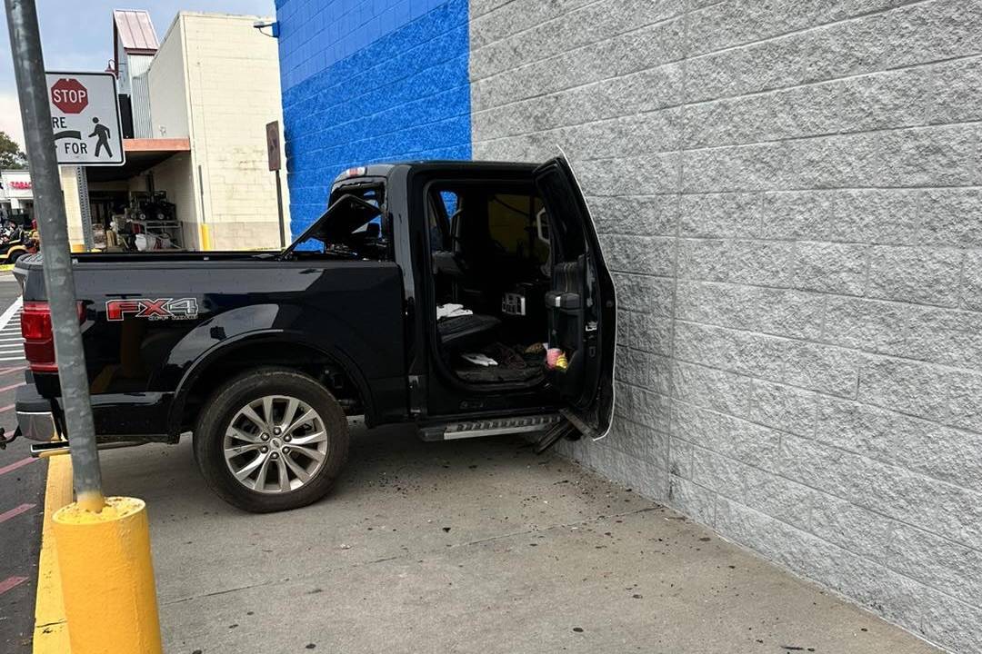 Ford-F-150-Crashes-Into-Walmart-Exterior-001-Side.jpg