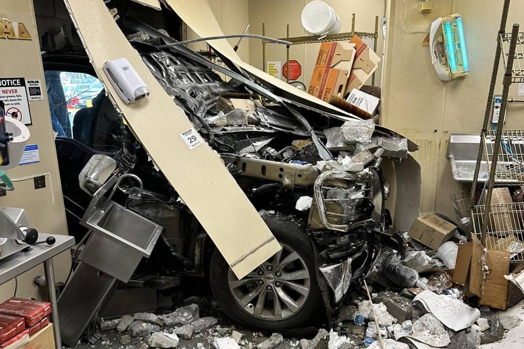Ford-F-150-Crashes-Into-Walmart-Exterior-002-Side.jpg