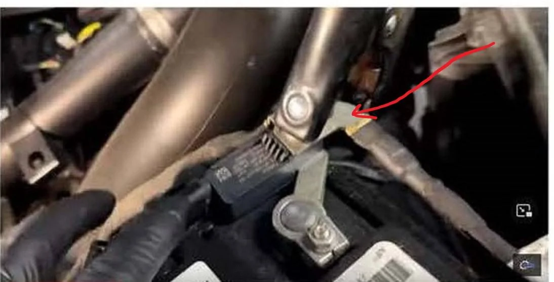 charger connection point.jpg