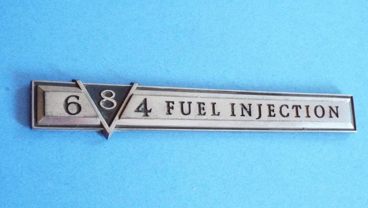 Original_1980-1981_Cadillac_Fleetwood_Brougham_4-6-8_V8_Fender_Emblem-Badge_3__30483.webp