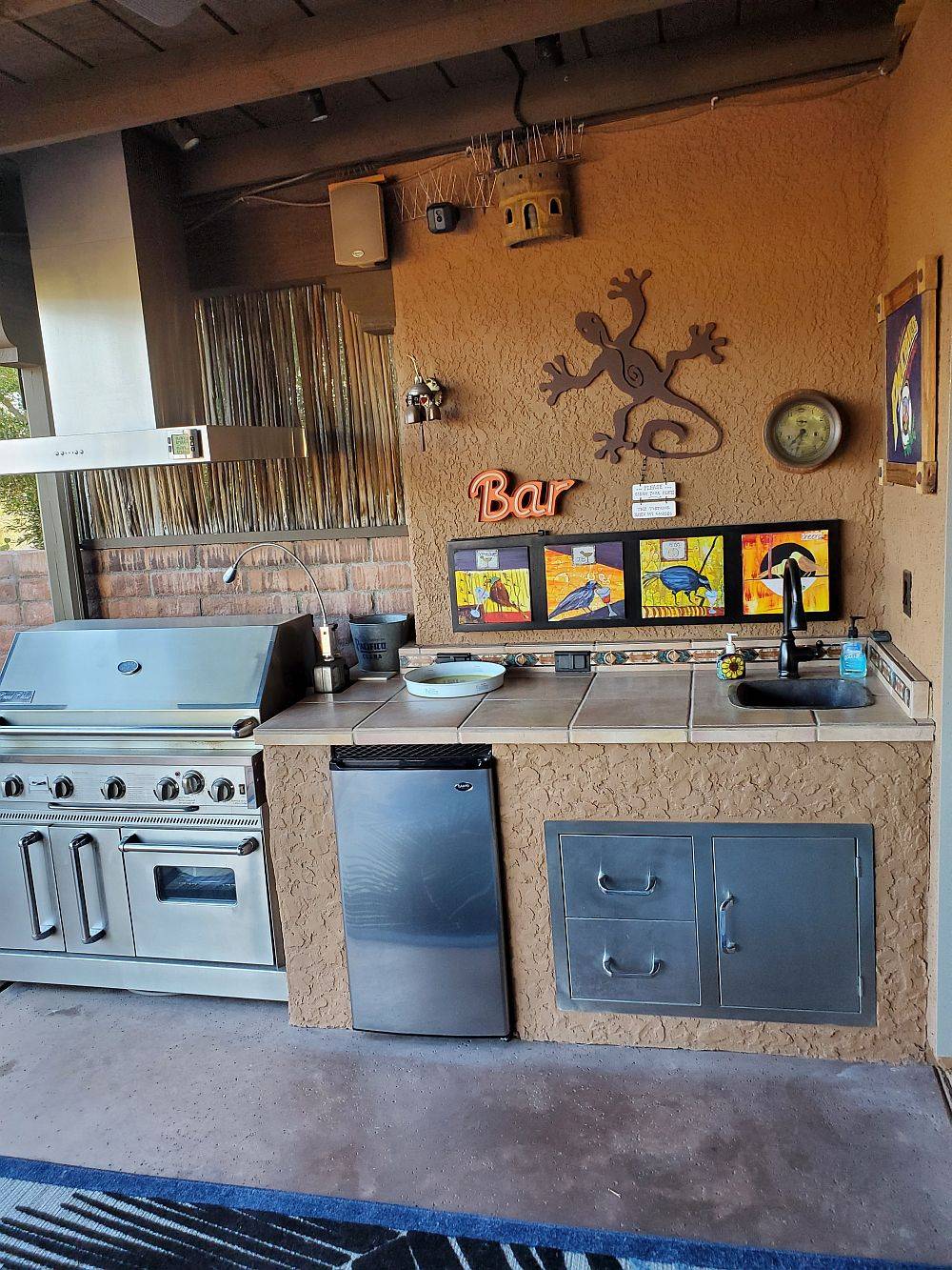 OutdoorKitchen.jpg