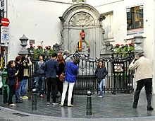 220px-Bruselas%2C_Manneken_Pis_3.webp