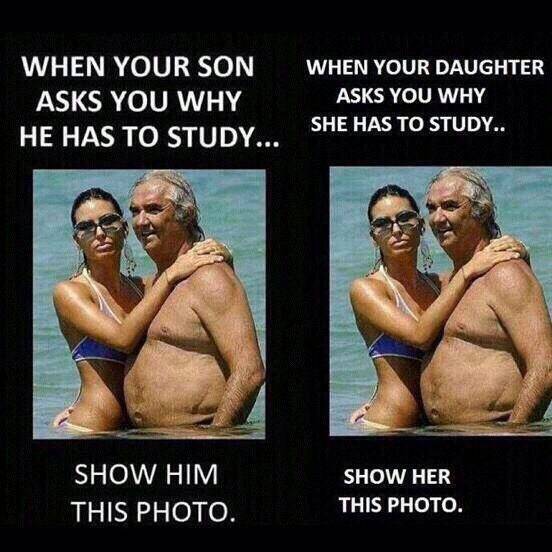 By1ROHQCQAAPGEx.jpg