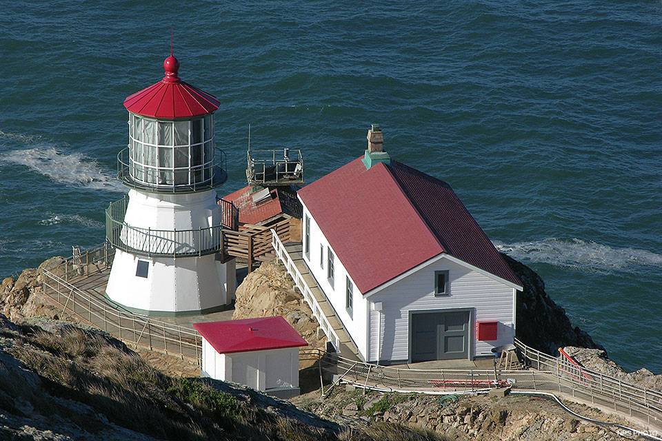 point-reyes-lighthouse.jpg