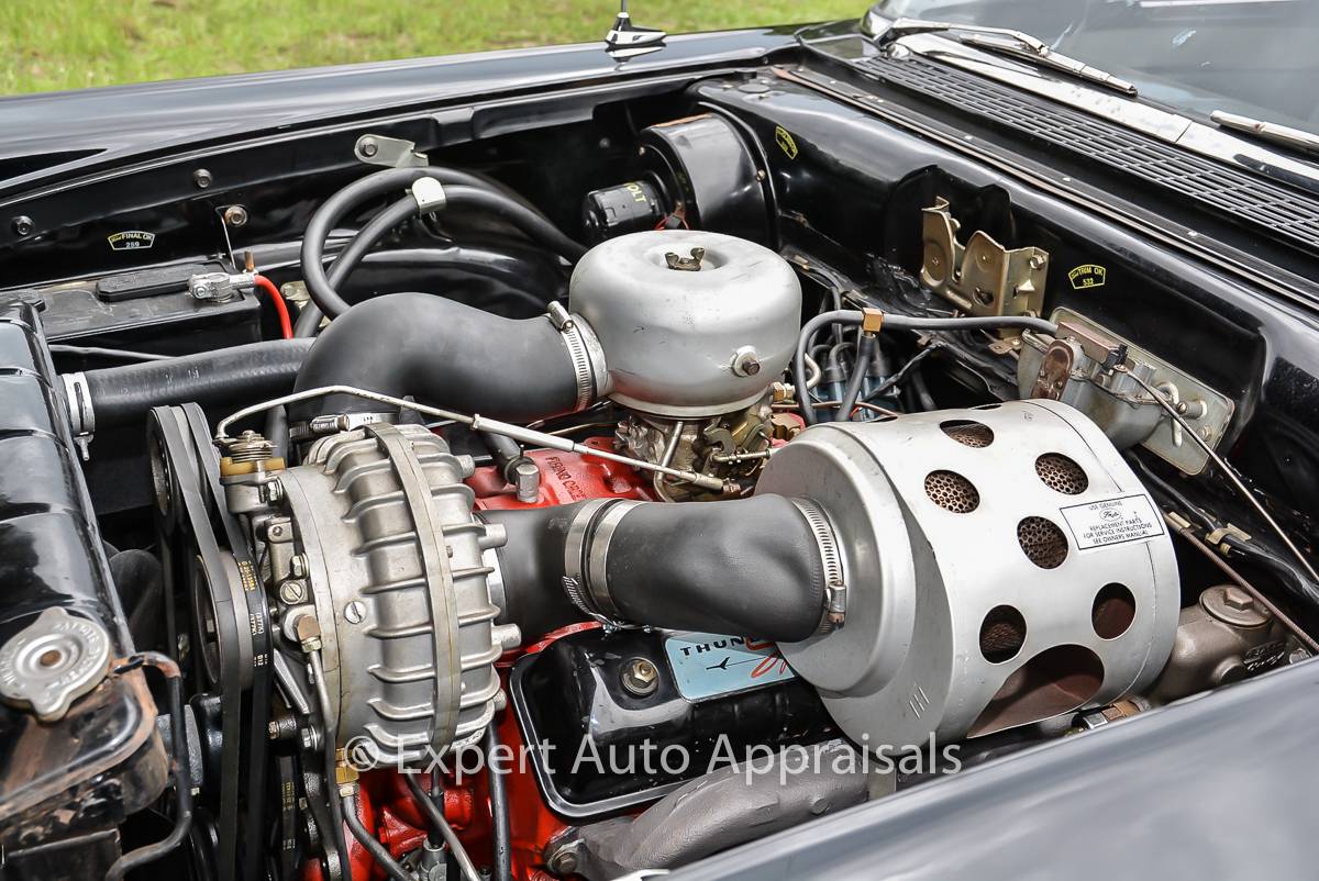 1957-Ford-fairlane-F-Code-17.jpg