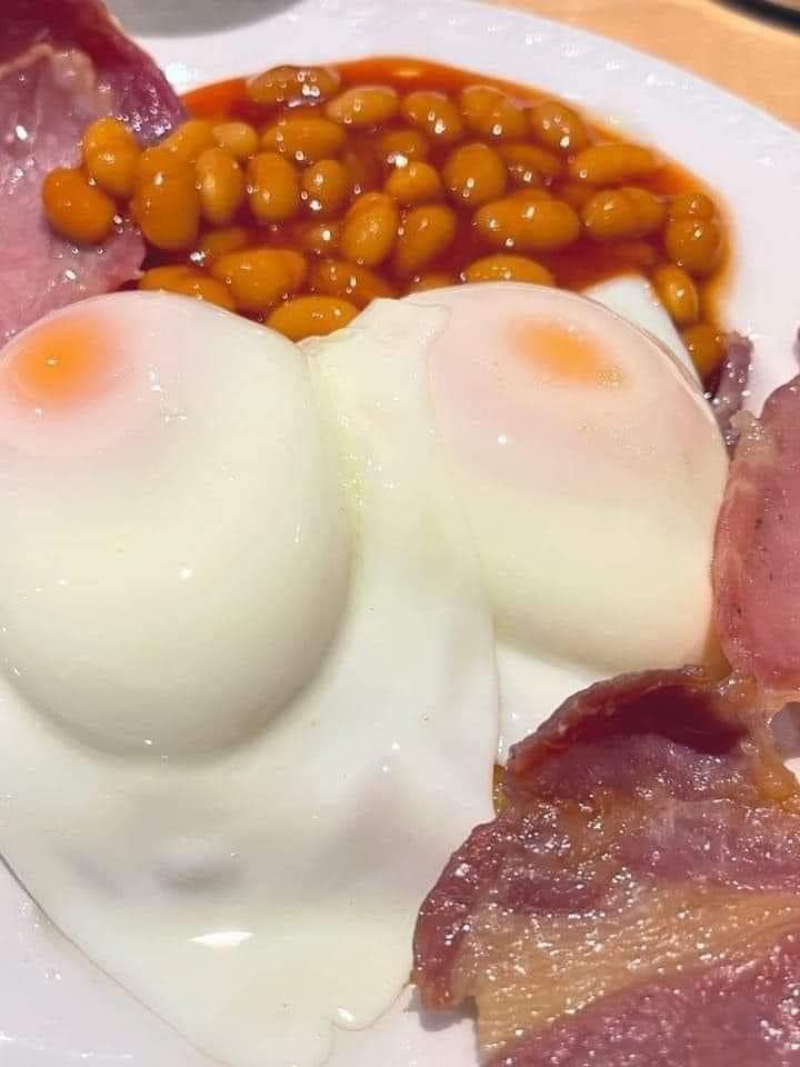 funny-looking-eggs-v0-hw421ha5o0191.jpg