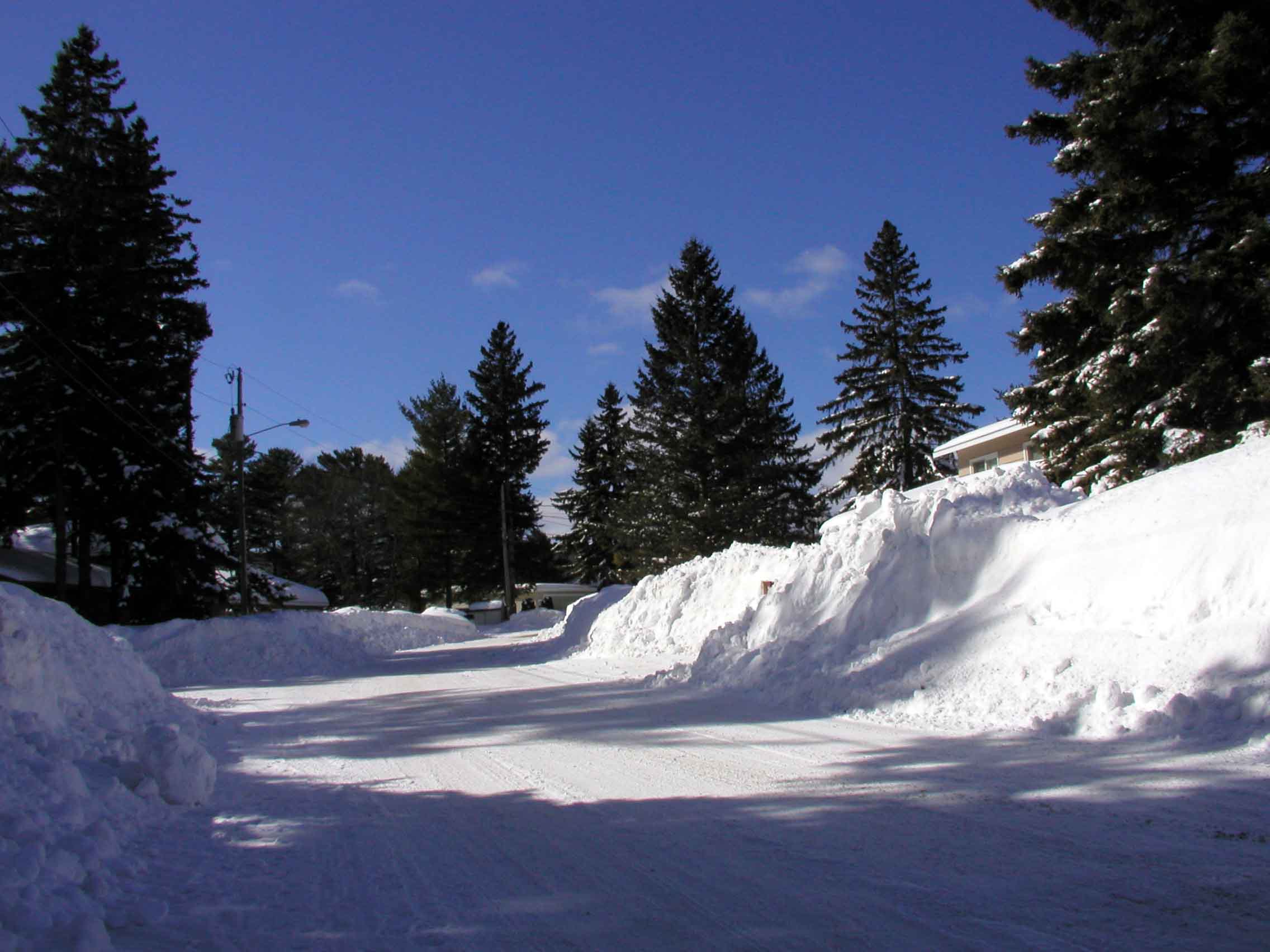 Our street deepsnow.I.jpg