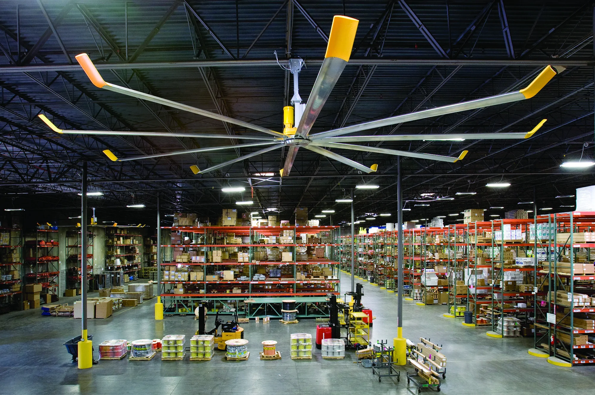s%2Findustries%2Fwarehouse-distribution%2Fslider-5.webp